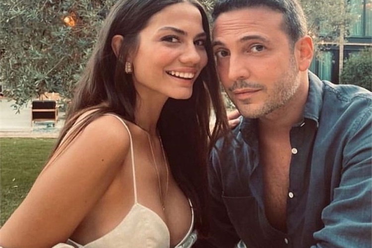 Demet Özdemir Kaç Yaşında? 
