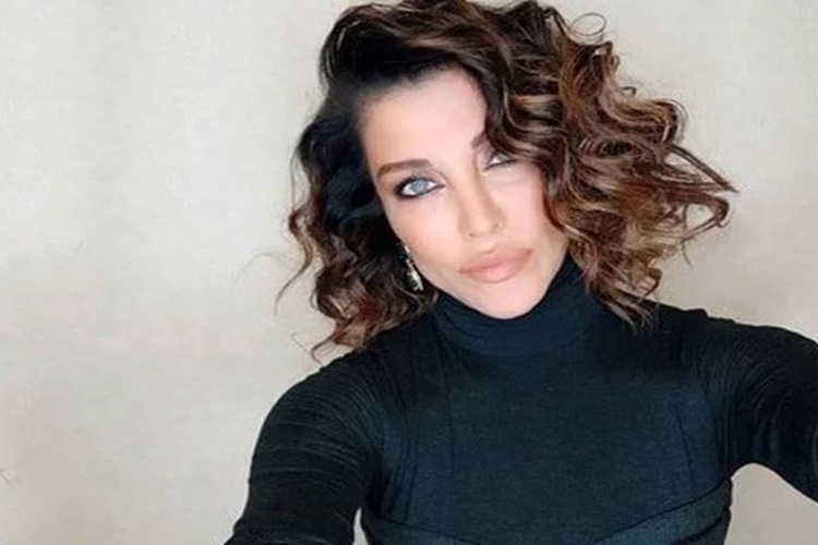 Deniz Akkaya'nın Babası Kimdir?