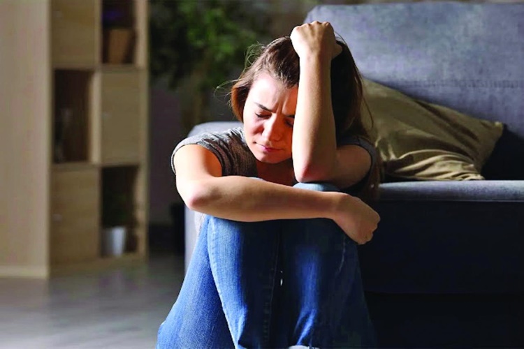 Depresyonda Olan Birine Nasıl Davranılmalı?