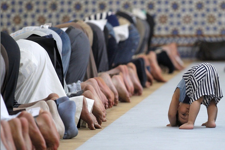 Derin Nefes Almak Namazı Bozar Mı?