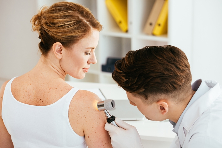 Dermatolog Olmak Için Hangi Bölüm Okunmalı?