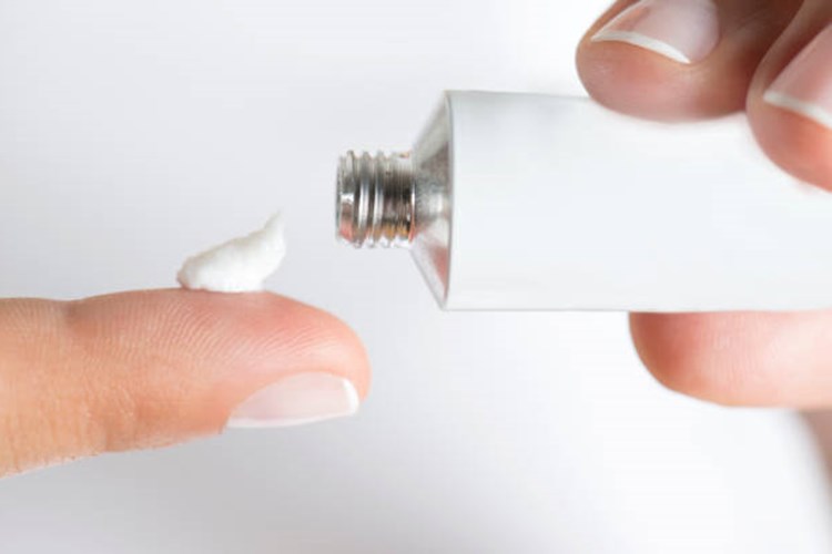 Dermatop Krem Günde Kaç Kez Kullanılır?