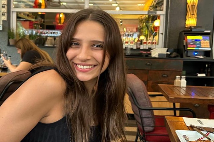Derya Cebecioğlu Hangi Üniversite Mezunu?