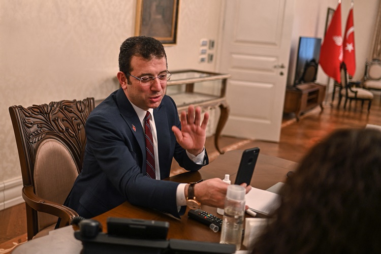 Devlet Memuru Belediye Meclis Üyesi Olabilir Mi?