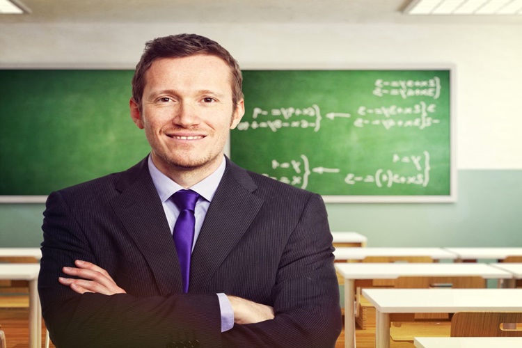 Dil Bilimi Mezunu Öğretmen Olabilir Mi?