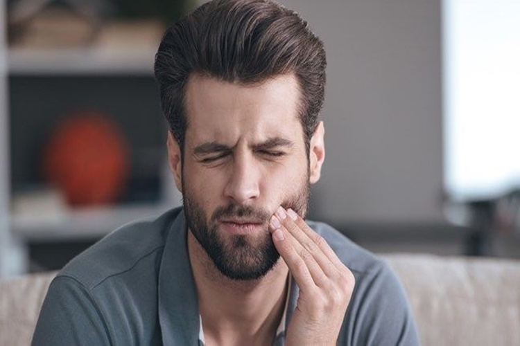 Diş Ağrısı Halsizlik Yapar Mı?