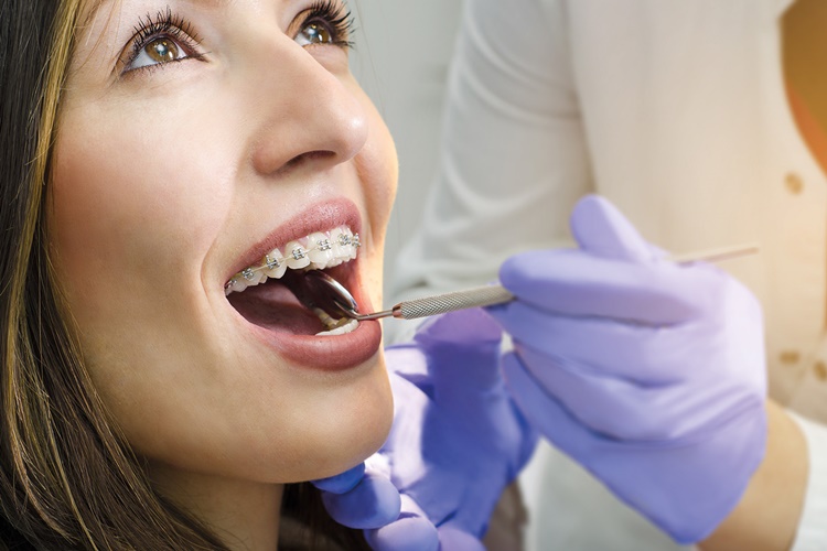 Diş Klinikleri Cumartesi Açık Mı?