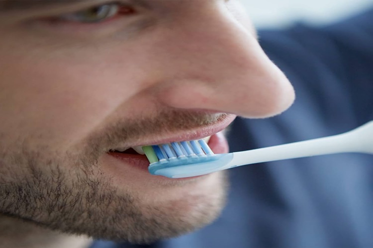 Diş Macunu Sakal Çıkarır Mı?