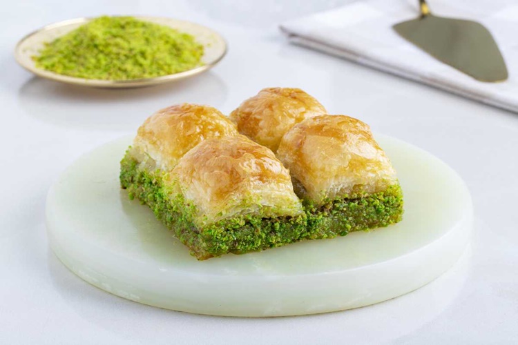 Diyette Baklava Yedim Ne Yapmalıyım?