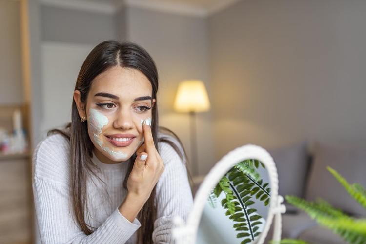 Doğal Maske Yararlı Mıdır?
