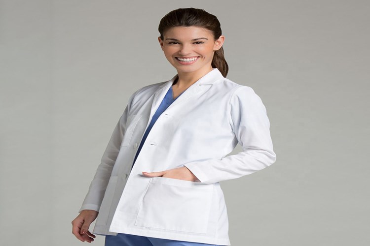 Doktor Önlüğü Çamaşır Makinesinde Kaç Derecede Yıkanır?