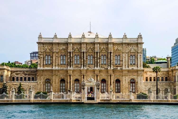 Dolmabahçe Müze Kart Geçerli Mi?