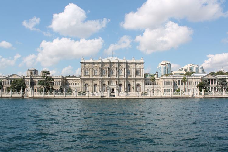 Dolmabahçe Sarayı Ziyareti Öncesi Bilmeniz Gerekenler