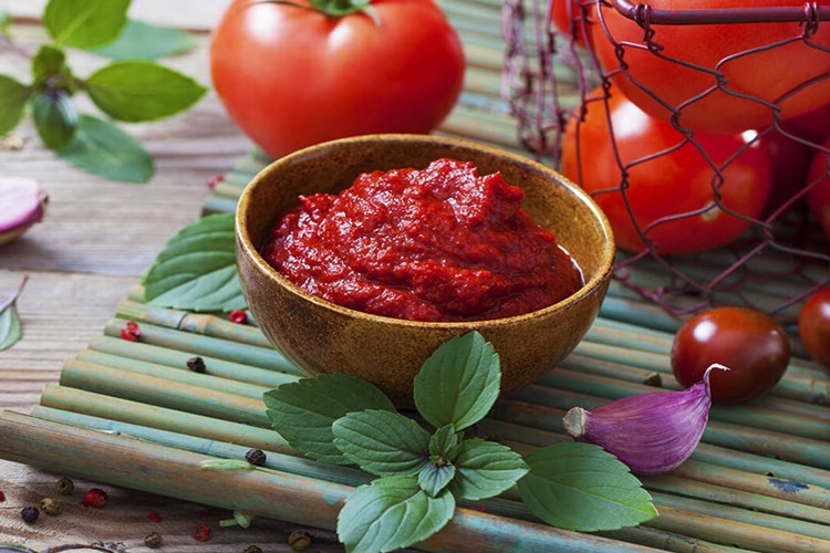 Domates Salçası Neden Küflenir?