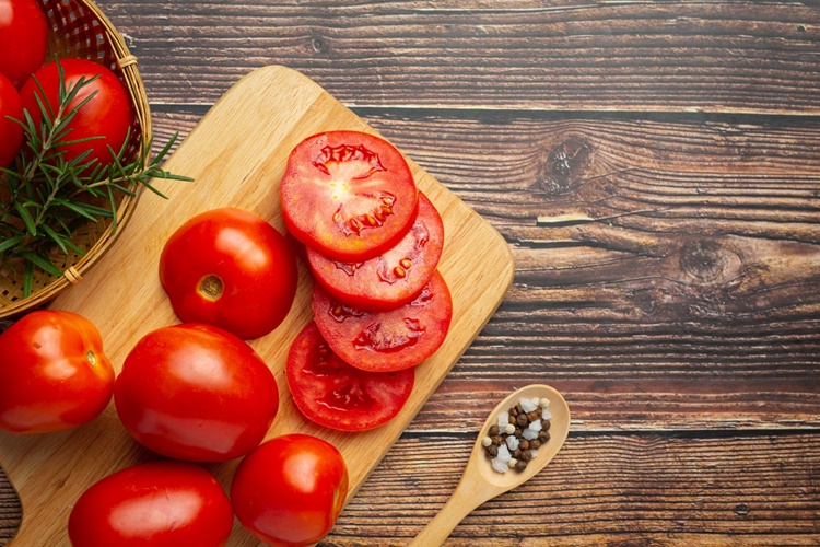Domates Tuvalete Çıkarır Mı?