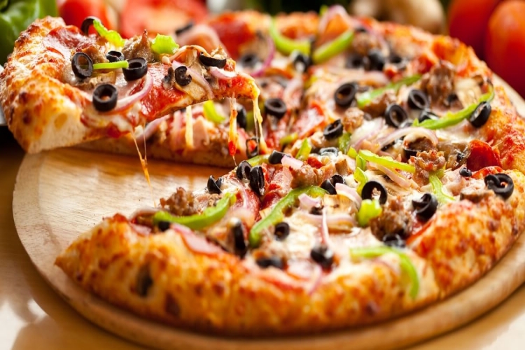 Dominos Helal Mi?