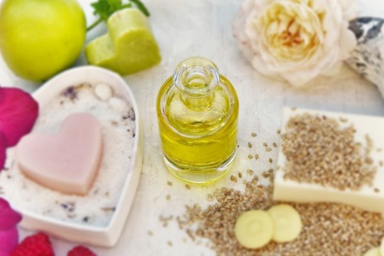 Dövmeye Bebek Yağı Sürülür Mü?