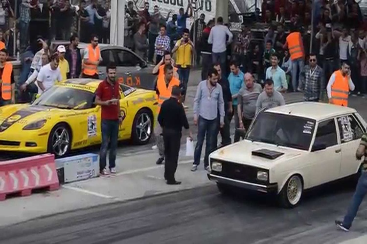 Drag Yarışı Nedir?