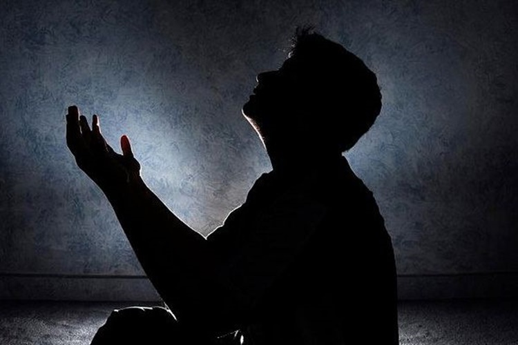 Dua Arapça Mı Okunmalı?
