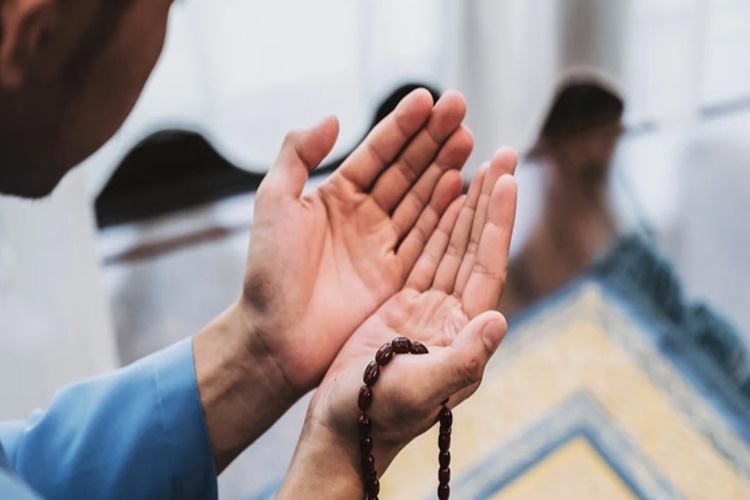 Duanın Çabuk Kabul Olması İçin Okunacak Dua?