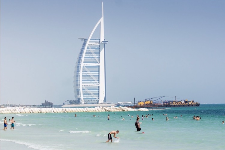 Dubai’de Nerede Denize Girilir?
