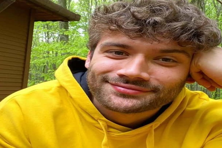 Duy Beni Dizisinin Kanat’ı Caner Topçu Hakkında Merak Edilenler