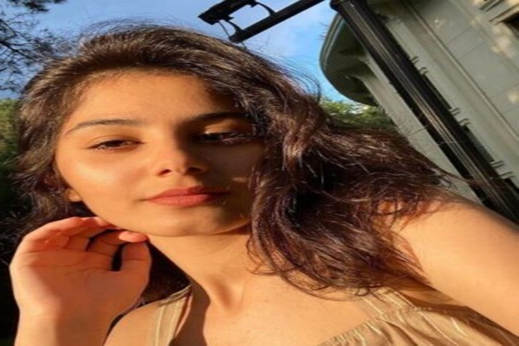 Duy Beni’nin Leyla’sı Helin Kandemir Kimdir? 