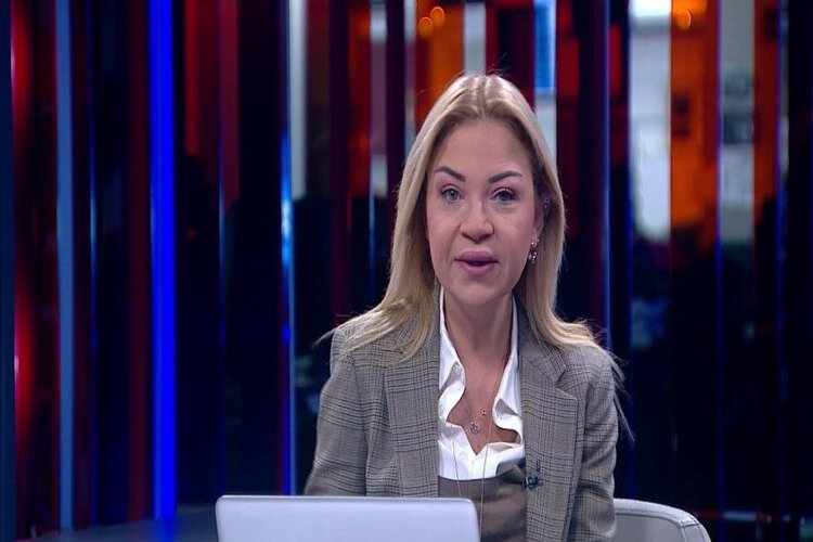 Ebru Baki Evli Mi?