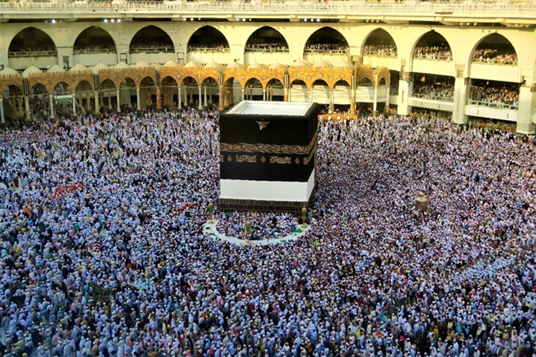Ebu Cehil Allah'a İnanıyor Muydu?