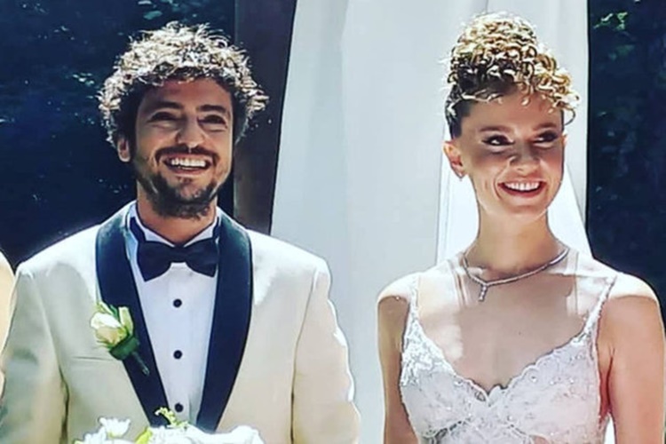 Ece Çeşmioğlu Ve Taner Ölmez Ne Zaman Evlendi?