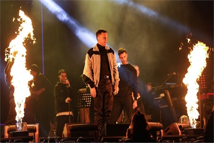 Edis’in Sevgilisi Kimdir?