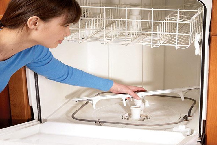 Electrolux Bulaşık Makinesi Suyu Neden Isıtmıyor?
