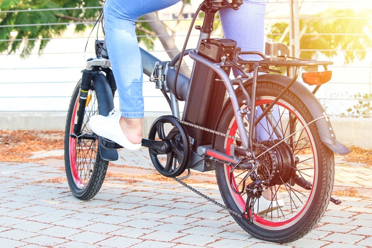Elektrikli Bisiklette Pedal Çevrilir Mi?