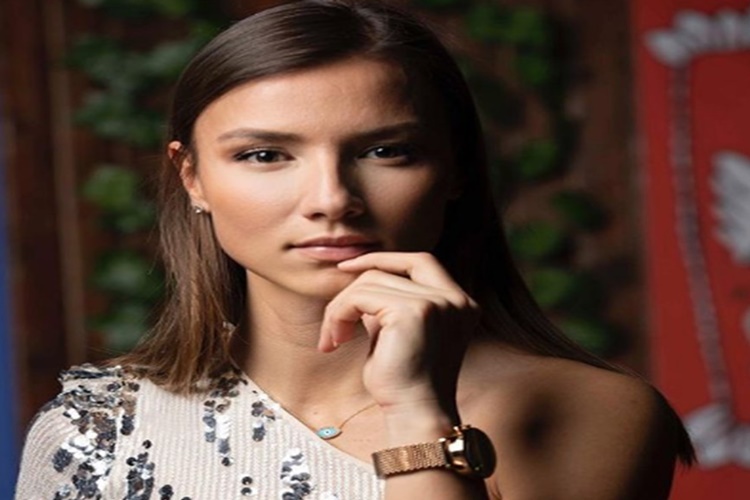 Elif Gören Ne Kadar Kazanıyor?