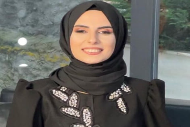 Elif Laçin Kimin Kızı?