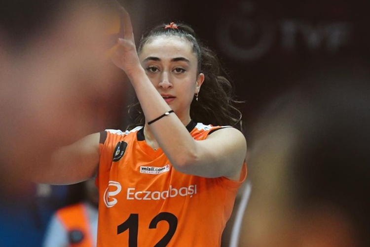 Elif Şahin Kaç Yaşında?