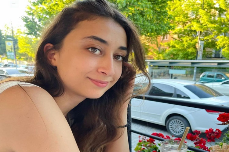 Elif Şahin Kaç Yaşında Voleybola Başladı?