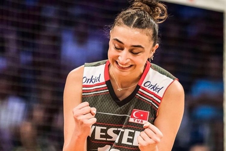 Elif Şahin Nereden Mezun?