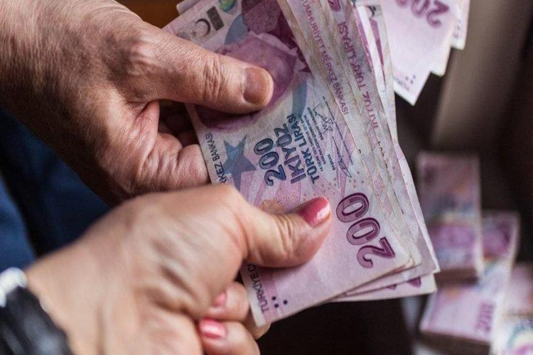Emekli Bayram İkramiyesi 2022 Hangi Bankaya Yatacak?