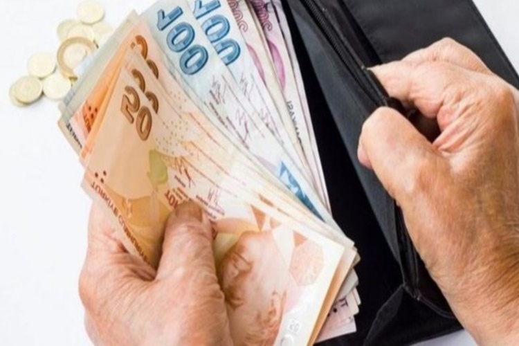 Emekli Maaşını Başka Bankaya Taşımak Nasıl Olur?