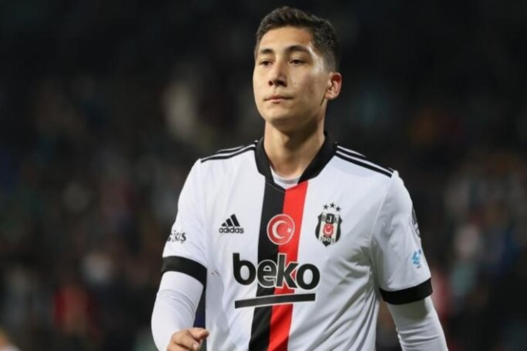 Emirhan İlkhan Aslen Nereli?