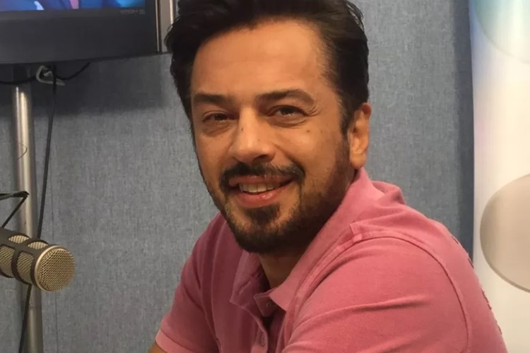 Emre Altuğ Eski Eşi Kim?