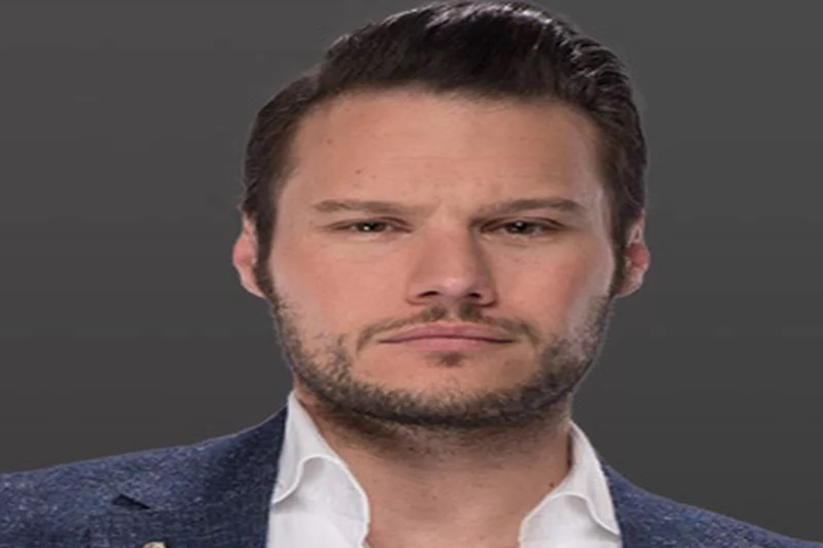 Emre İğdemir Kaç Yaşında?