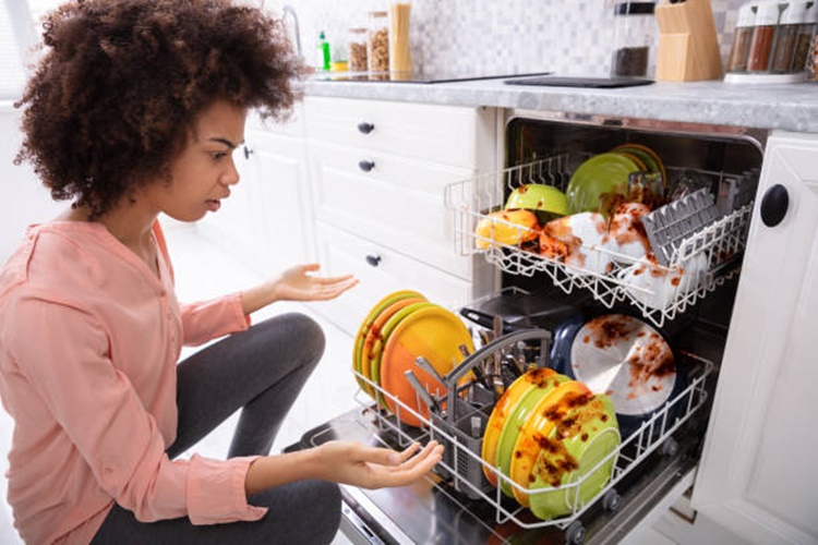 Emsan Yemek Takımı Bulaşık Makinesinde Yıkanır Mı?