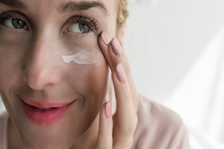 En İyi Göz Çevresi Kremi Nedir?