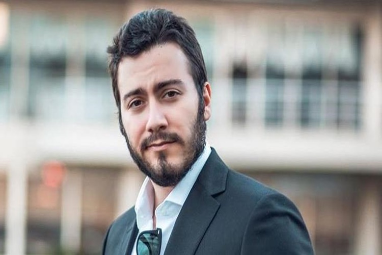 Enes Batur Burcu Ne?