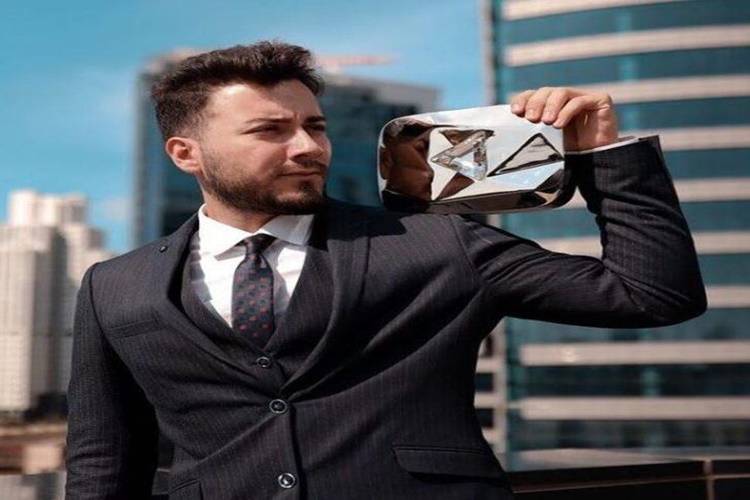 Enes Batur Ne Kadar Kazanıyor?