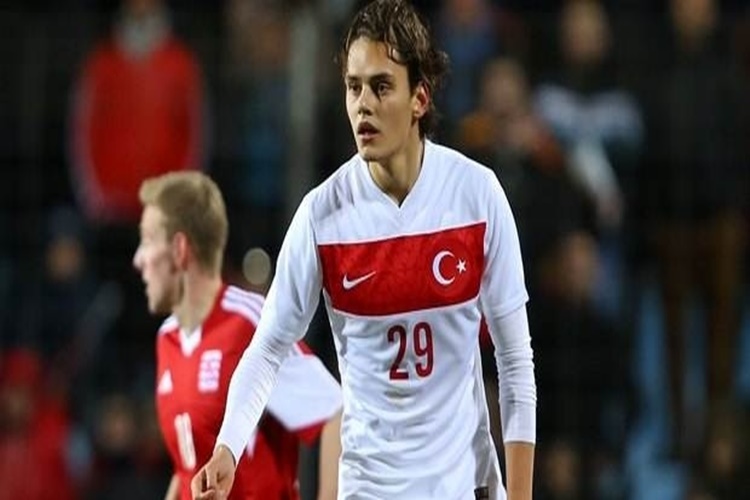 Enes Ünal Hangi Takımda?