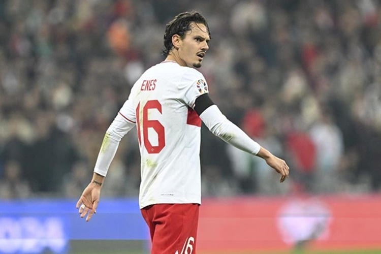 Enes Ünal’ın Babası Kimdir?