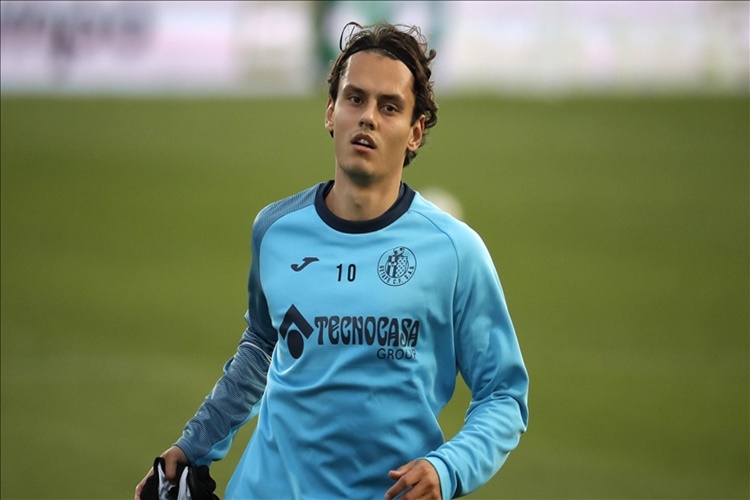 Enes Ünal Kimin Oğlu?